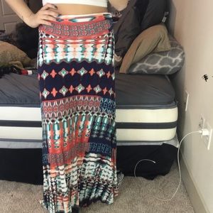 Maxi skirt